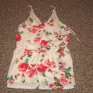 Apricot Lane Floral Cream Romper, NWT Size L